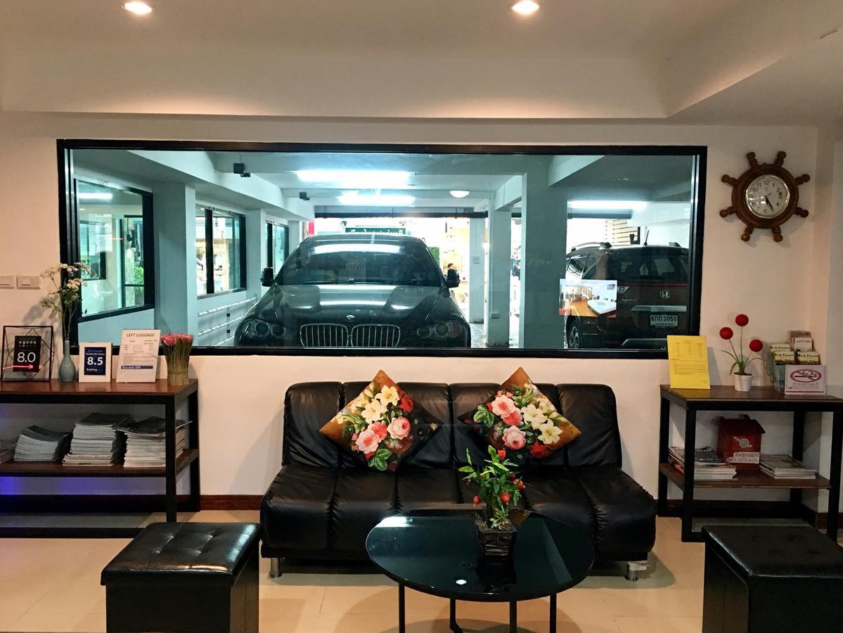 Double Dd House At Mrt Sutthisarn Bangkok Eksteriør billede